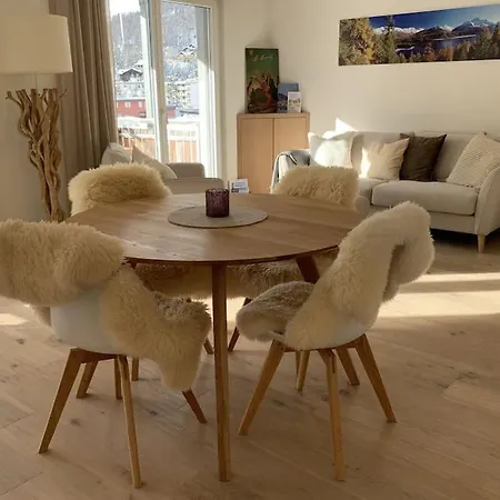 Sonniges Und Stylishes Bijou In Bad アパート サンモリッツ